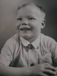 Hi everyone, I'm really sorry to do this here but our family don't really  know where else to turn. Unfortunately yesterday morning my aunty, Natasha,  unexpectedly passed away leaving behind her 2