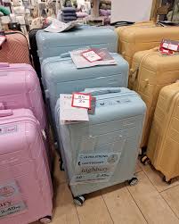 NEW Highbury Luggage! 🧳✨️ Lightweight, Combination lock, 360° Wheels, Colourful 😍 💥Small Cases NOW £30/€40! 💥Medium Cases NOW £40/€50! 💥Large Cases NOW £50/€65! Plus get £10/€15 OFF Luggage when you spend £50/€60!