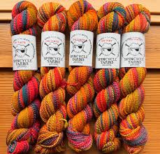 We are smitten with Tim Wagoner's fresh new pattern, 🌸 Bethune Street  Cowl! 🌸 Inspired by his Nanny in upstate NY who adored a repeating  patterns