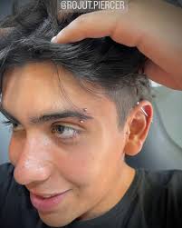 Lana del Rey para la genia de Sofi @sofiabsb9 !! Tattoo realizado por @ diego.vitelli.22 Si tenés una idea o consulta para tu próximo tatuaje, hacé  como Sofi y vení a vernos o