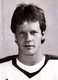 Player photos for the 1981-82 Portland Winter Hawks at hockeydb.com