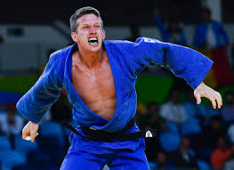 In the first round, chouchi, 28, inflicted an ippon (immobilization) after 1:25 of. Dirk Van Tichelt Ik Wilde Niet Als Zielige Judoka Op De Ma Het Belang Van Limburg Mobile