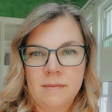 Carrie Mcdaniel's Instagram, Twitter & Facebook