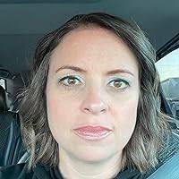 Michelle Ashman's Instagram, Twitter & Facebook