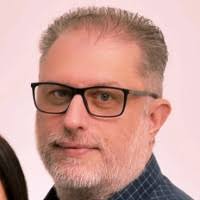 3200+ profils pour “Riss”