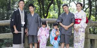 Share on facebook share on twitter. Tradisionele Japannese Klere Tradisionele Japannese Klere Reisnuus