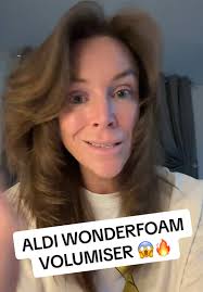 Lacura Wonder Volumes Root Booster Review