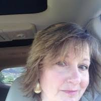 Vicki Crouch's Instagram, Twitter & Facebook