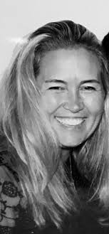 About — Au Courant