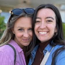 Amber Lindner's Instagram, Twitter & Facebook