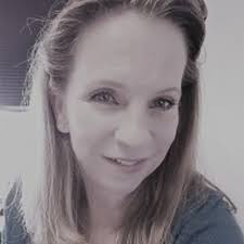 Paulette McGee, Editor in Kearneysville, WV, USA