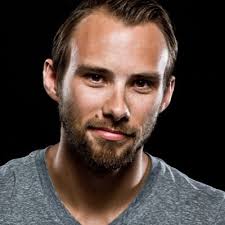 Travis Corrigan (@traviscorrigan)