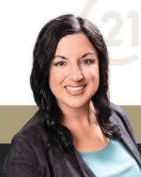 Heather Crozier's Instagram, Twitter & Facebook