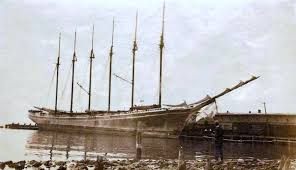 Confederate casemate ironclad css virginia 'nin genişletilmiş, iki direkli versiyonuna benziyordu. List Of Longest Wooden Ships Wikipedia