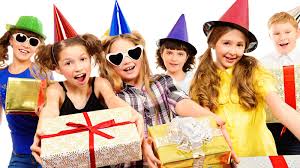 Writing 'no gifts' on birthday invites might feel like a good idea, but it can seem weird or tacky to the guests. How To Buy The Right Kids Birthday Party Gift Bounceu