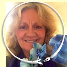 Enlighten your path with guidance from Madame Chandrala, Master Tarot  Reader