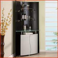 Au cœur du salon ou de la salle à manger, le meuble tv prend toute sa place et son importance. Wonderful Meuble De Coin Salon Ideas 21343 Salon Idees Peeppl Com Home Bar Furniture Corner Bar Furniture Bars For Home