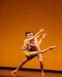 Stream russian ballerina by michelle gurevich from desktop or your mobile device. Maria Khoreva And Xander Parish Ballet Lifts Ballet Photos Ballet Poses
