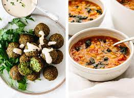 Choosing the right first date dinner recipes will help you make your date more special. 50 Best Easy Dinner Ideas Downshiftology
