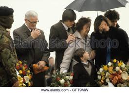 What is bobby sands's full name? Bobby Sands Funeral 1981 The Troubles 1980s His Wife Geraldine Noade Stock Photo Alamy