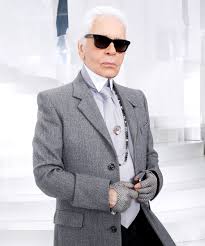 The iconic and unparalleled designer passed away today in paris at the age of 85. Karl Lagerfeld Chanel Fashion Designer Dead At 85