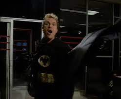 Ils se ressemblent vite fait mais celui qui joue batman c'est un acteur américain connu ils se ressemblent c'est tout une. Generation Club Do Auf Twitter Julien Lepers En Batman Bel Hommage A Un Episode De Pas De Pitie Pour Les Croissants Tpmp Http T Co Iqckdhgttj