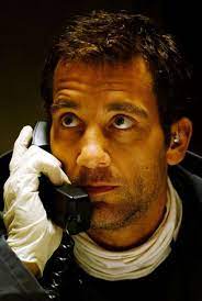 Clive Owen In Spike Lee S Inside Man 2006 Inside Man Clive Owen Man Movies