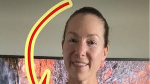 Amazon.com: Love Actually [Blu-ray] : Hugh Grant, Liam Neeson, Colin Firth,  Laura Linney, Emma Thompson, Alan Rickman, Bill Nighy, Keira Knightley,  Martine McCutcheon, Rowan Atkinson, Billy Bob Thornton, Thomas Sangster,  Chiwetel Ejiofor,