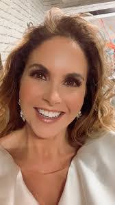 Aracely Velasco's Instagram, Twitter & Facebook