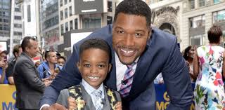 Strahan teamed up with dr. Meet Michael Strahan S Adorable Mini Me Ethan Barrett Abc News