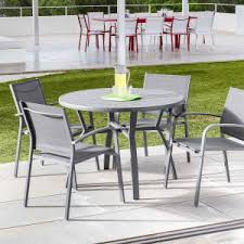 Une table ronde ou une table rectangulaire pour ma salle à manger ? Table De Jardin Alu Bois Metal Extensible Pliante Eminza