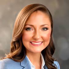 Where to buy birthday cakes in Reykjavik?