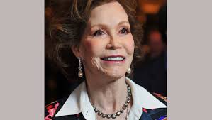 Ervolino: Mary Tyler Moore turned world