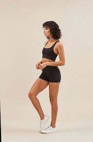 You will find here more than 207,000 photos of poses for your artworks. Figure Pose Reference Photo Novocom Top