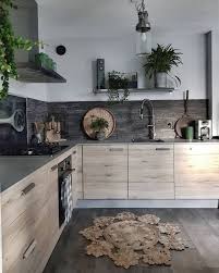 Nizza Fliesen Fur Die Kuchenruckwand Gute Verwendung Von Pflanzen Mit Grauem Die Fliesen Fur Gra In 2020 Kitchen Design Kitchen Interior Interior Design Kitchen