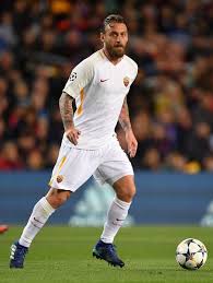 Per sempre daniele de rossi! Daniele De Rossi Photostream As Roma Uefa Champions League Professional Football