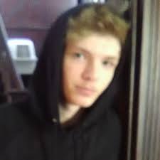 Hunter Cox (@midgetmanegghead) • Instagram photos and videos