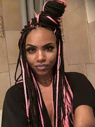 Hey yall my name is Julianna Thomas I have a quick question new mama here.  I am currently 4 weeks pregnant i started having this sticky brown  discharge come out and I