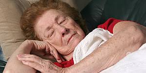 Risultati immagini per old womAN IN A BED