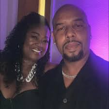 A group of nuns and a priest had a snowball fight when #snow hit Metairie,  Louisiana near #NewOrleans. With a rare snow day, they decided to take  advantage of it and have