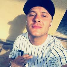 Adam Siegert's Instagram, Twitter & Facebook