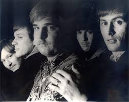 FORGOTTEN HITS: The Sunday Comments ( 04