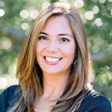 Suzanne Akin's Instagram, Twitter & Facebook