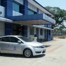 Mat nen berusia 23 tahun melarikan diri selepas cuba ditahan sepasukan polis dari balai polis sungai petani pada jumaat lalu. Balai Polis Trafik Sp Sungai Petani Kedah