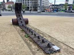 If you'd like to find things to do in the area, you may want to check out brandenburg gate and reichstag building. File Denkmal Volksaufstand 17 Juni 1953 Postplatz Dresden 2 Jpg Wikimedia Commons