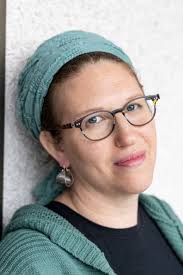 Rockville's Carmiya Weinraub Dispels Prejudice Through Laughter