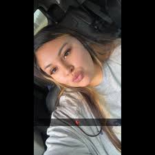 Are there any job openings in Holdenville with day shifts available?