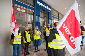 Wir sind die bank mit den zufriedensten kunden. Sparda Bank Sparda Bank Sudwest Nicht Mit Uns Wir Fur Tarif