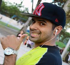 Llega desde México Santiago Leiva para ofrecer dos Master Class de Zumba  Sentao en Davinci