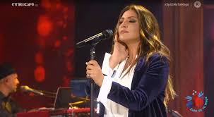 Μαζωνακησ & παπαριζου μαζι στο εναστρον. H Elena Paparizoy Sth Skhnh Me Toys Onirama Mega Tv